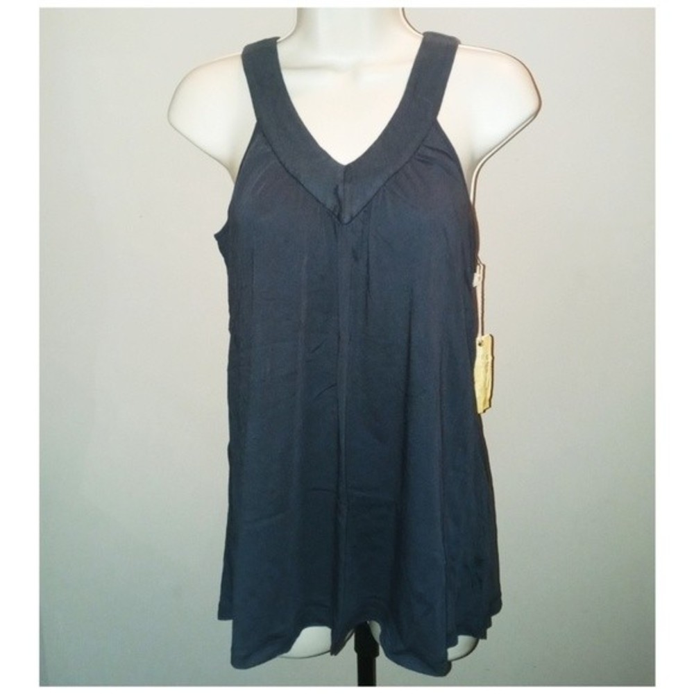 Da-Nang‎ Navy Blue V-Neck Top